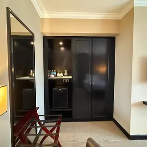 Hotel Merchant ***